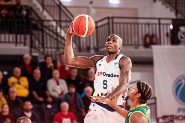 baschet masculin csm oradea victorioasa in fiba europe cup 68efe5b84dfd6