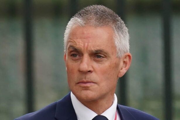 bbc reporters cannot wear black lives matter t shirts in newsroom says tim davie 68f605f1a25c1