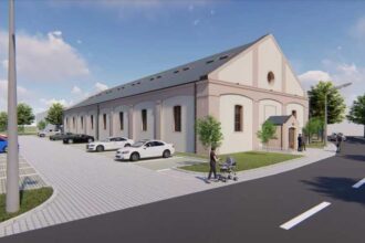 bihor cladirea vechiului manej din cazarma husarilor de la oradea va fi restaurata si transformata in centru cultural 68e7cf2b4d76a