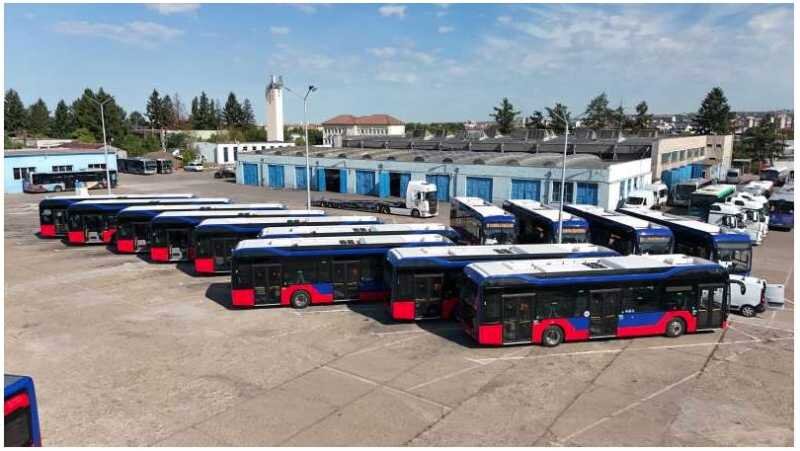 bihor premiera in transportul public oradean 20 de autobuze electrice au intrat in trafic 68e62dd458986