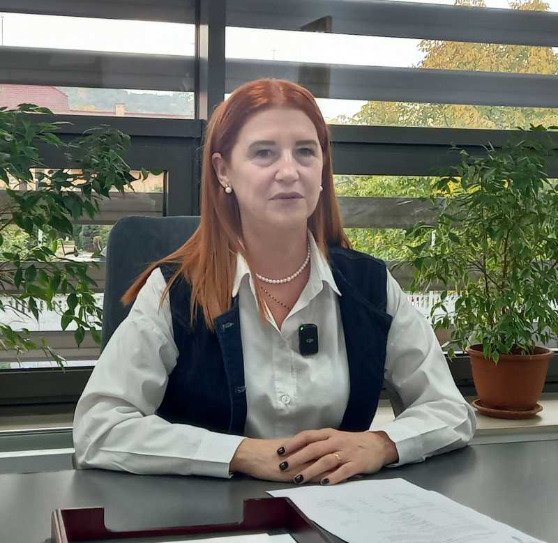 bistrita nasaud peste 200 de locuri de munca oferite absolventilor la bursa ajofm 68e8e4c6c815c