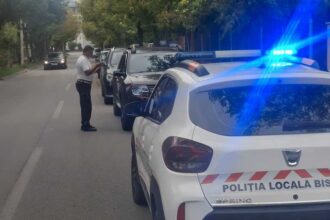 bistrita o angajata a primariei ranita si un autoturism al politiei locale avariat in timpul unei razii la blocurile sociale 68e8fd6765743