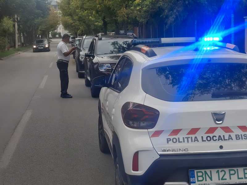 bistrita o angajata a primariei ranita si un autoturism al politiei locale avariat in timpul unei razii la blocurile sociale 68e8fd6765743