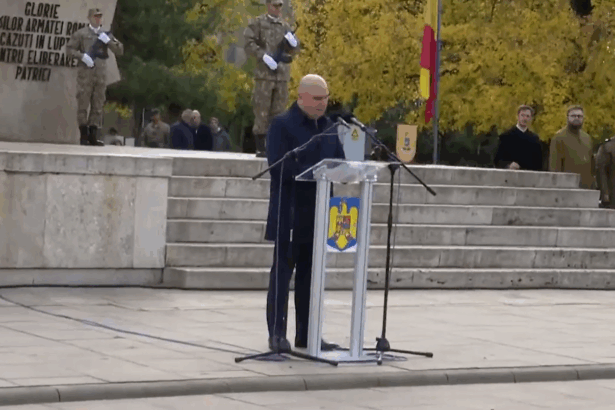 bolojan huiduit la carei la evenimentele dedicate zilei armatei romane care a fost reactia premierului 68fcf4bbc389c