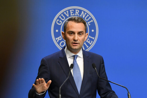 cancelaria prim ministrului a publicat contractul de leasing operational pentru cele 17 masini 68e38989204cc