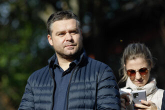 ciprian ciucu confirma ca intra in cursa pentru primaria capitalei liberalul si a ales sloganul campaniei 68ff44d6a921c