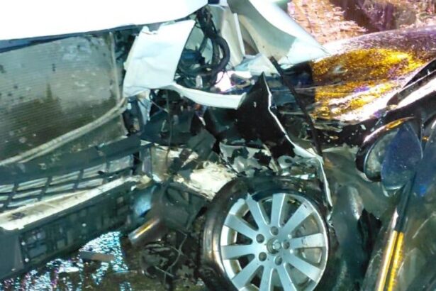 cluj opt persoane transportate la spital in urma coliziunii intre un microbuz si un autoturism la campia turzii 68e0c95a124c9