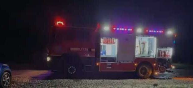 constanta persoana blocata pe capota autoturismului luat de viitura intervin pompierii 68e5f6be52ccc