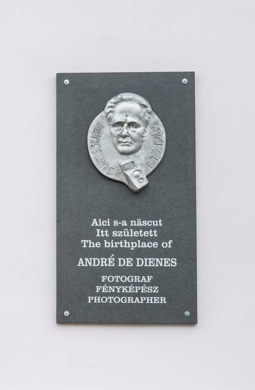 covasna placa memoriala dedicata fotografului andre de dienes care a imortalizat celebre staruri americane 68f612a470c64