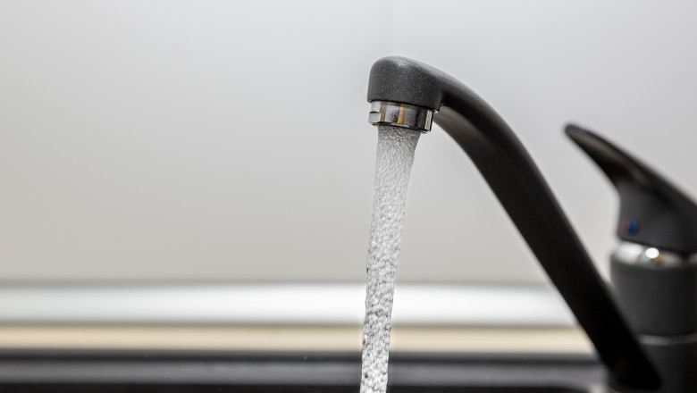 criza de apa potabila intr o comuna din arges locuitorii se mobilizeaza pe internet pentru a l demite pe primar 68dd114d2885d