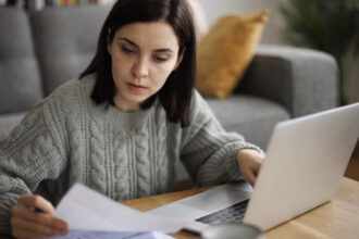 cum isi pot verifica romanii vechimea in munca reprezentantii casei de pensii nu se mai cauta adeverinte de la angajatori 69004e728e67f