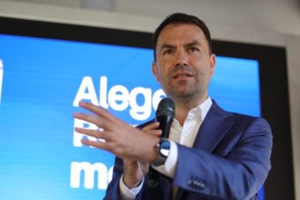 deputatul usr catalin drula depune o initiativa pentru transpunerea in lege a referendumului lui nicusor dan privind reorganizarea financiara a capitalei 68f89abaa0363