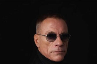 documentar actorul jean claude van damme implineste 65 de ani 18 octombrie 68f32df84a6c1