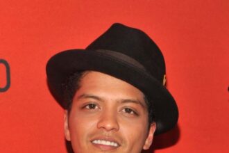 documentar muzicianul bruno mars implineste 40 de ani 8 octombrie 68e60d09db575
