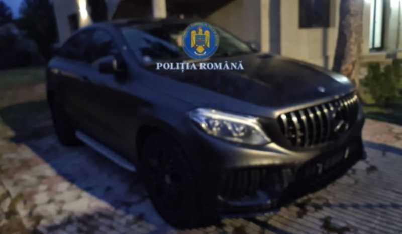 dolj doi tineri din buzau retinuti pentru furtul unui autoturism de