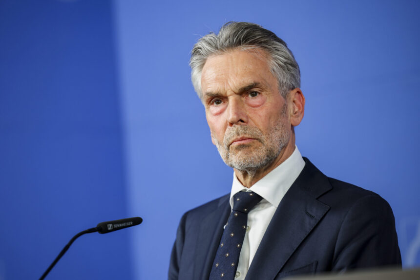 europa suspecteaza rusia pentru aparitiile misterioase de drone dar nu poate dovedi acest lucru spune premierul olandez 68e401115e16f