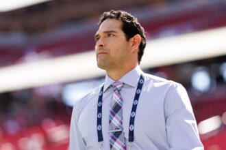 ex nfl player and fox news star mark sanchez in critical condition after stabbing 68e17128ba396