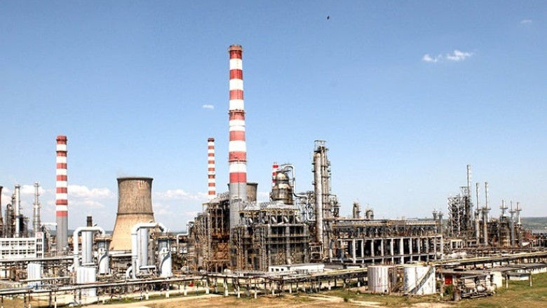 explozia de la rafinaria petrotel lukoil din ploiesti care este starea barbatului ranit si impactul incidentului asupra mediului 68f7291028de8