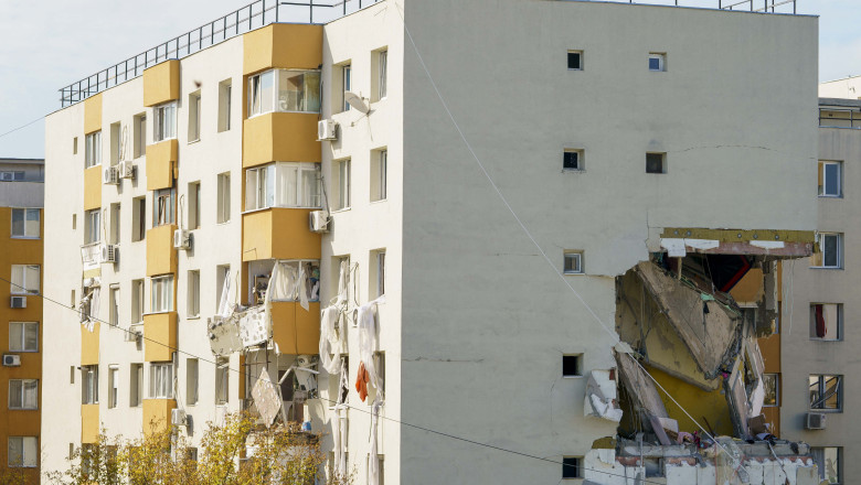 foto primele 4 familii afectate de explozia din rahova mutate in locuinte mobilate si utilate 111 de persoane sunt cazate in hoteluri 68f65acfb2408