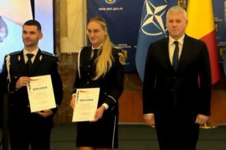 galati doi politisti premiati de mai dupa ce au salvat un tanar de 18 ani care ameninta ca se va sinucide 68ee3ea6e9c3a