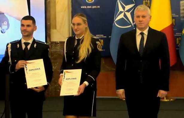 galati doi politisti premiati de mai dupa ce au salvat un tanar de 18 ani care ameninta ca se va sinucide 68ee3ea6e9c3a