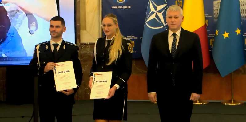 galati doi politisti premiati de mai dupa ce au salvat un tanar de 18 ani care ameninta ca se va sinucide 68ee3ea6e9c3a