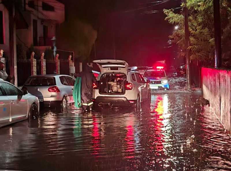 giurgiu curti inundate in trei localitati si copaci cazuti pe carosabil in cursul noptii cod rosu de ploi 68e5f5a294718