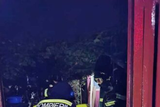 giurgiu pompierii au scos apa din gospodarii inundate de ploi in municipiul resedinta calugareni si malu 68e760f41adcc