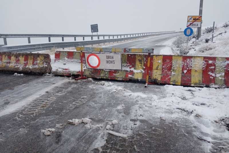 gorj circulatia pe dn 67c transalpina intre ranca si obarsia lotrului inchisa din cauza conditiilor meteorologice 68de27b745140