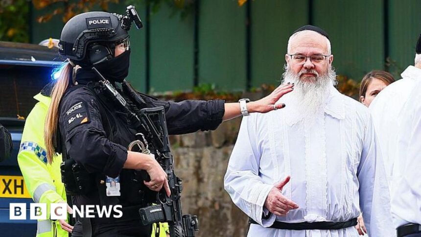 heroes stopped attacker getting inside synagogue 68dedf0ec691d