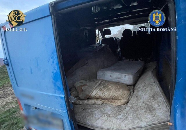 iasi unul dintre cei doi barbati acuzati ca ar fi exploatat doua persoane sa munceasca in conditii degradante este consilier pnl el va fi exclus din partid 6903325c9063c