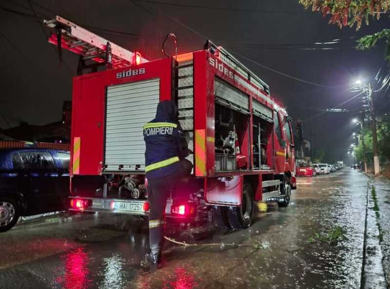 igsu 64 de localitati si 20 de judete afectate de vremea rea manevrele in porturile din judetul constanta au fost oprite galerie foto 68e6259e9bd37