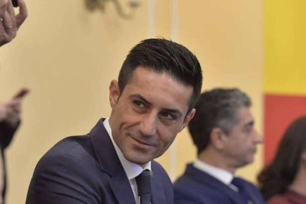 lia olguta vasilescu spre disperarea unora cred ca la psd va fi un congres foarte lin claudiu manda a avut o discutie cu sorin grindeanu ca sa fie secretar general pe motiunea lui 68ee96986da82