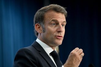 macron pledeaza pentru o pace durabila cu europenii si ucrainenii la masa negocierilor 68f653d11717f