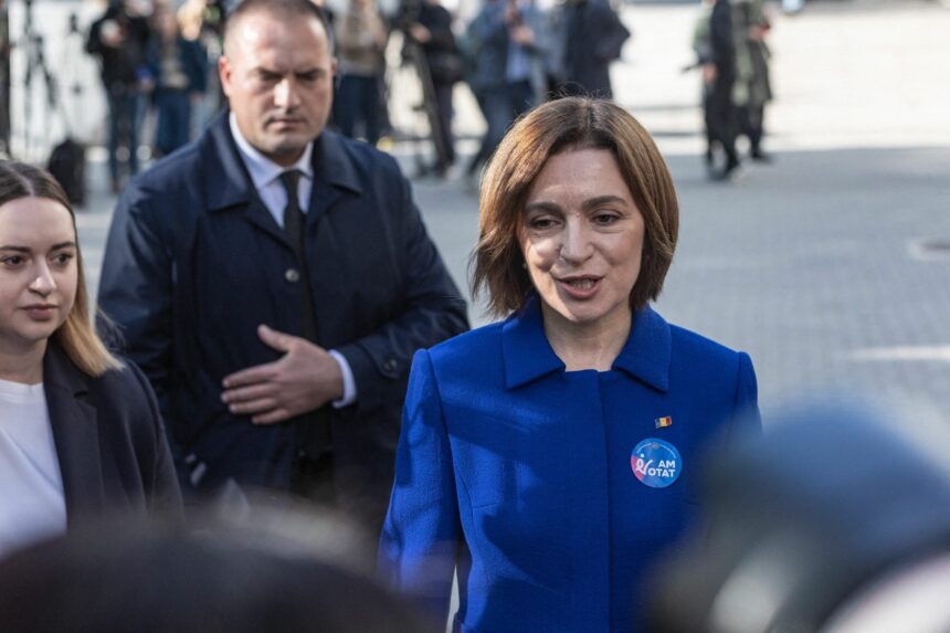 maia sandu soseste duminica la bucuresti presedinta moldovei participa la sfintirea picturii catedralei nationale 68fc8fe30b804