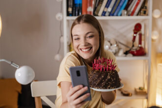 mesaje de la multi ani pentru aniversarea onomastica de sfantul dumitru indemnul preotului pentru sarbatoritii zilei de 26 octombrie 68fd02a644ea4