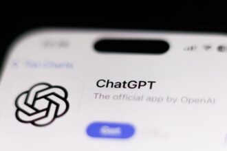 more than a million people every week show suicidal intent when chatting with chatgpt openai estimates 68fff3a3222b1