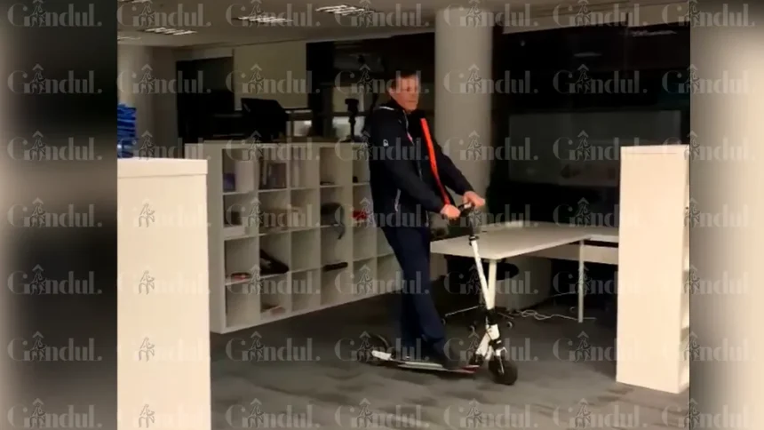 mosteanu pe doua roti prin sediul usr filmat in fostul sediul de campanie al elenei lasconi 68ebd708c143f