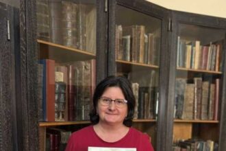 mures bibliotecara care a readus pasiunea pentru citit la albesti distinsa cu premiul monica andriesei 68f25b30935f8