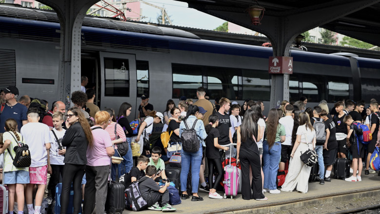 news alert cfr sa suspenda circulatia mai multor trenuri cfr calatori din cauza datoriilor de peste 100 de milioane de lei lista rutelor afectate 68f63302ec2ad