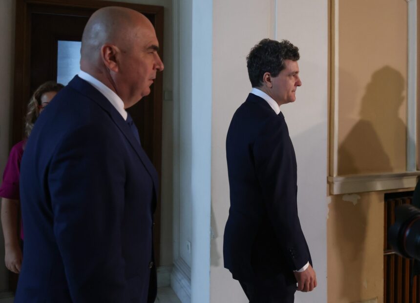 nicusor dan invoca dificultati de interpretare in legea privind pensiile magistratilor raman sa fie corectate 68fcc3bd53302 scaled 1