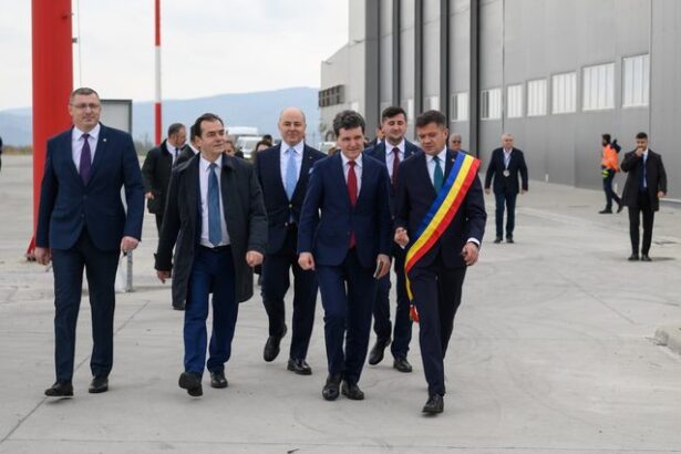 nicusor dan la antibiotice iasi am discutat cu domnul director cum poate sa faca diplomatia romaneasca sa ajute compania sa vanda mai mult 68fb88a66ff19