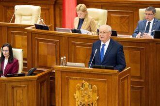 noul guvern al republicii moldova condus de premierul alexandru munteanu primeste sprijinul parlamentului de la chisinau 69050a43d9f89