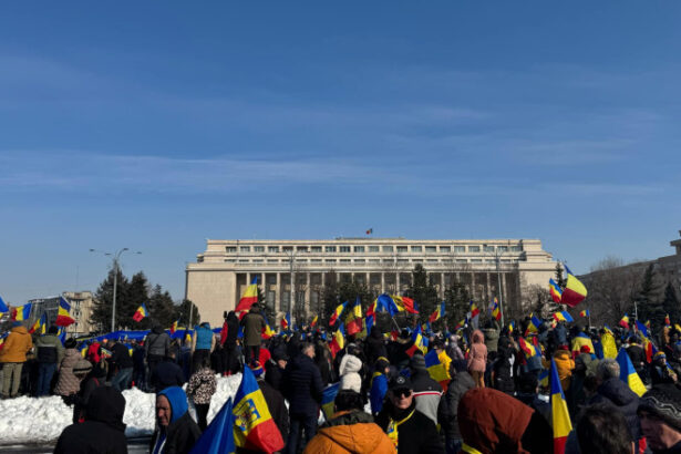 patru confederatii sindicale protesteaza azi in piata victoriei impotriva masurilor de austeritate 6901b1715d66b