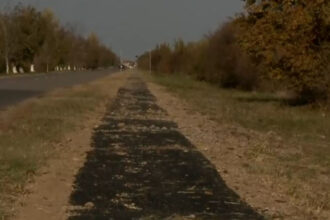 pista pentru biciclete turnata peste iarba lucrarile de mantuiala au starnit nemultumirea localnicilor asta intr un an se duce 68f7cf776c43c