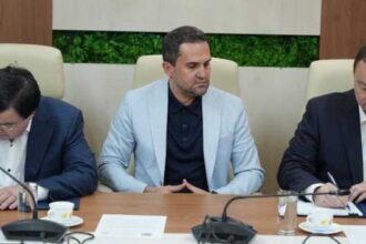 pistol am semnat astazi contractul pentru constructia drumului expres oar satu mare 68f7435150b3b