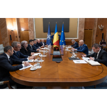 premierul ilie bolojan discutii cu reprezentantii asociatiei producatorilor de carne de porc din romania privind masurile necesare in combaterea pestei porcine africane 68dcf3809fe39