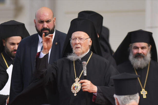 presedintele nicusor dan il va decora luni pe patriarhul ecumenic bartolomeu i la palatul cotroceni 68fe3decda769