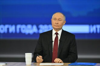 putin a avut o intalnire cu inalti oficiali dupa o convorbire telefonica cu trump 68f208acda7e1