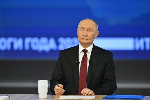 putin a avut o intalnire cu inalti oficiali dupa o convorbire telefonica cu trump 68f208acda7e1